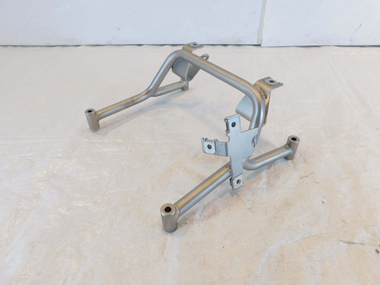 ®︎un BMW R1250RT R1200RT K52 Silver Front Radio Transceiver Box Bracket