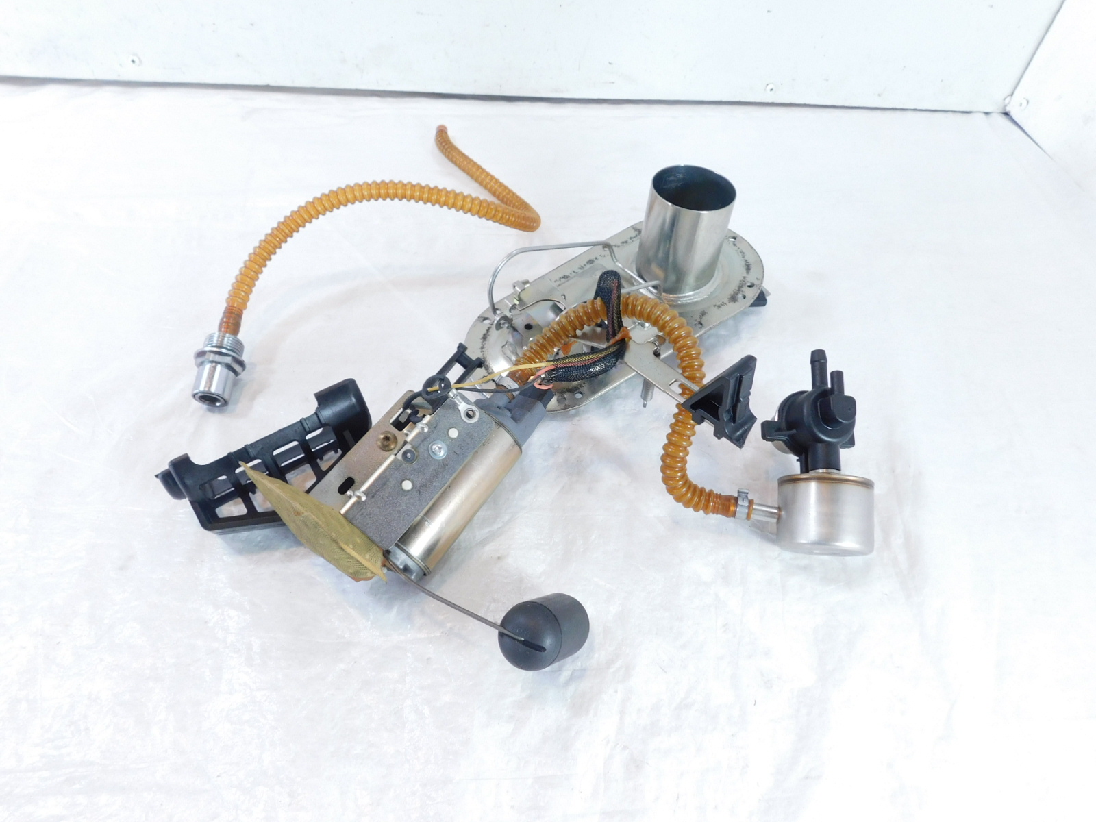 Harley Davidson Touring Street & Electra Glide Fuel Gas Petrol