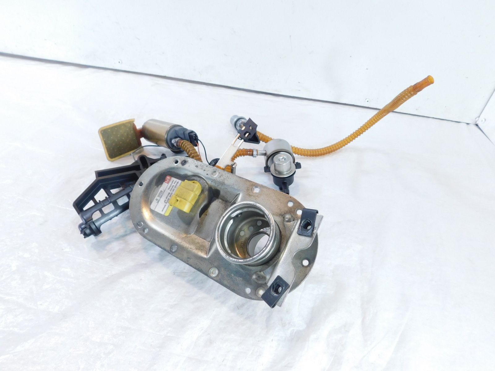 Harley Davidson Touring Street & Electra Glide Fuel Gas Petrol