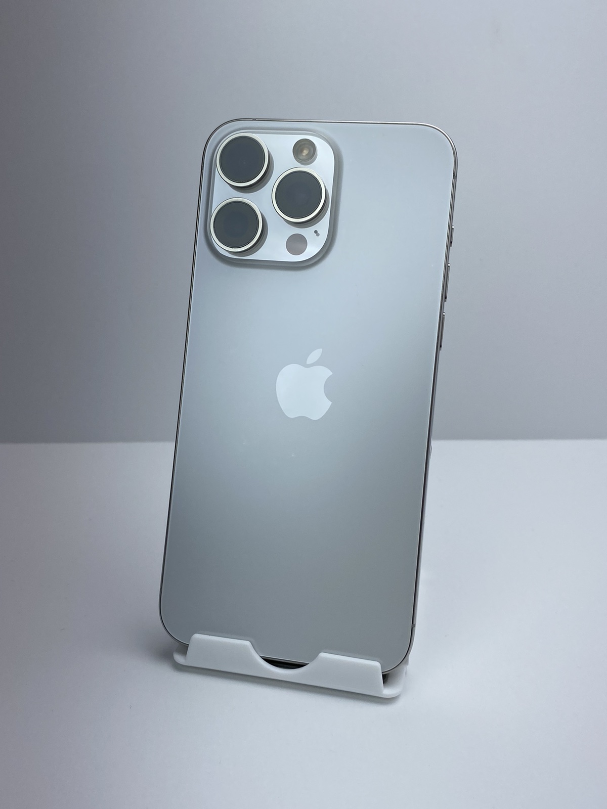 AppleCare+付 iPhone 15 Pro Max 512GB ホワイト Amazon.com: Apple iPhone 15 Pro Max, 512GB, White Titanium
