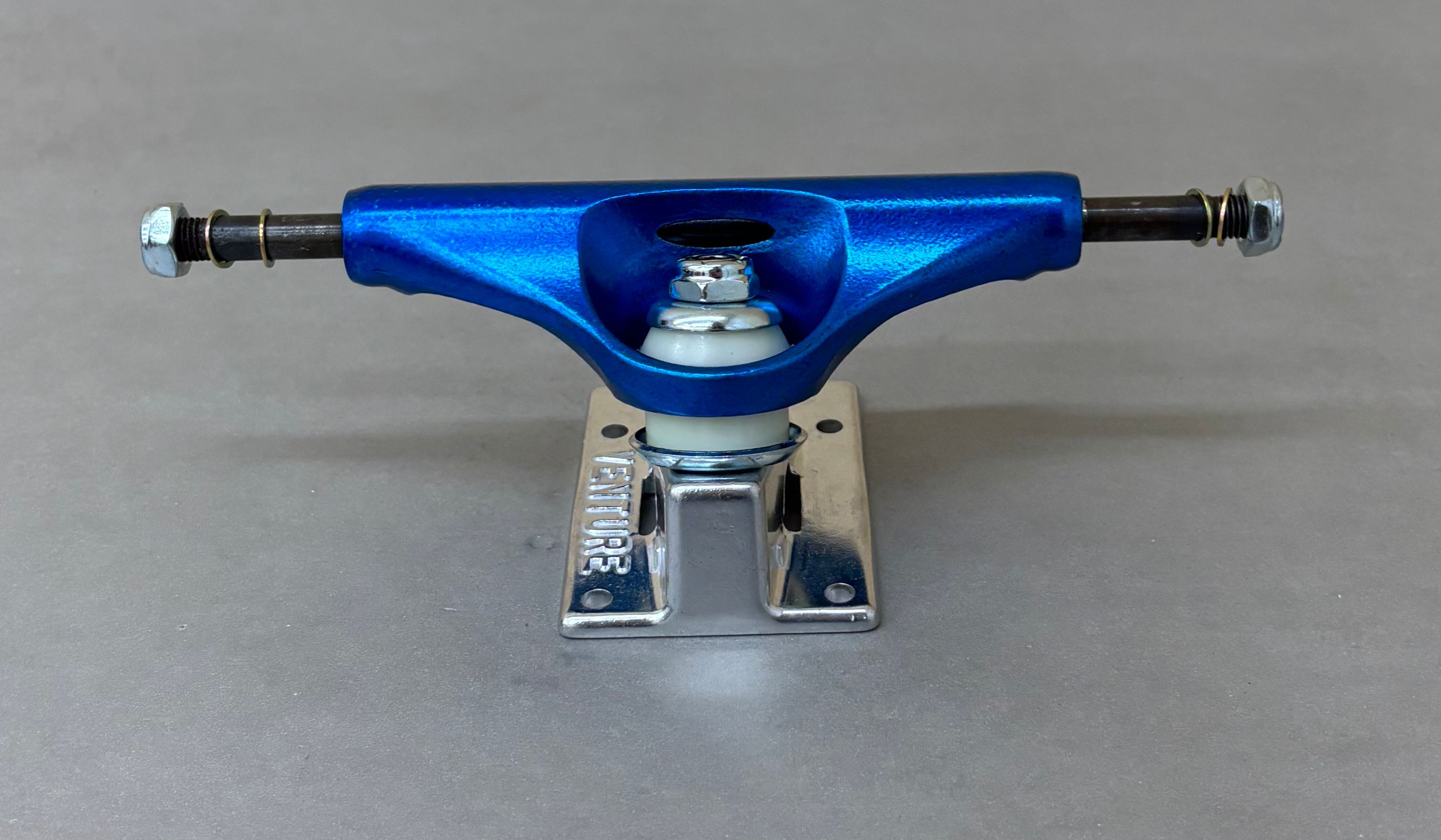Venture - V Hollow High Truck 5.0 (7.75) - Anodised Blue (Sold as a p – Prime Delux Store