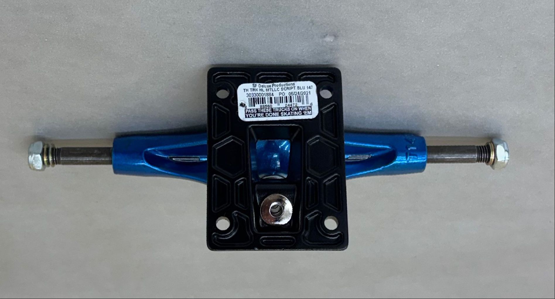 Thunder Trucks 147 Hollow Metallic Script Anodized Blue Trucks