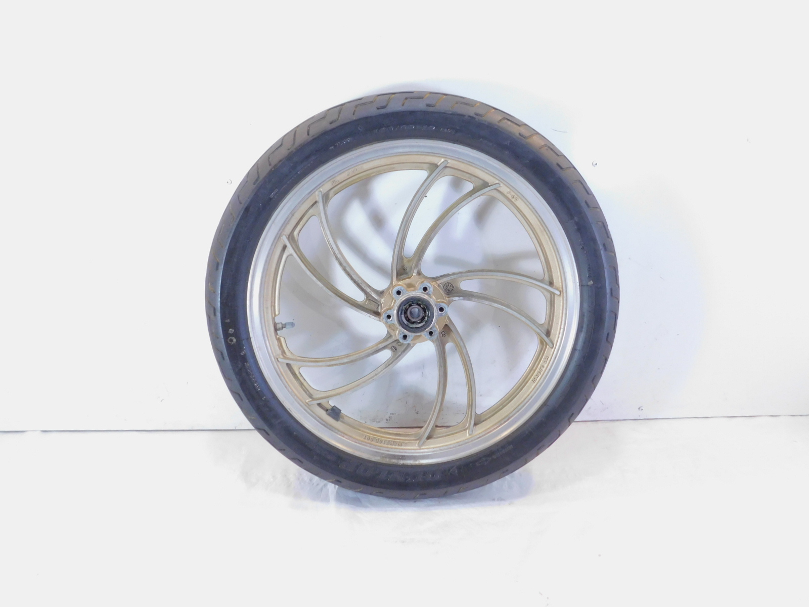 1980-1983 Yamaha XJ750 XJ750J Maxim 750 Gold Cast Front Mag Wheel