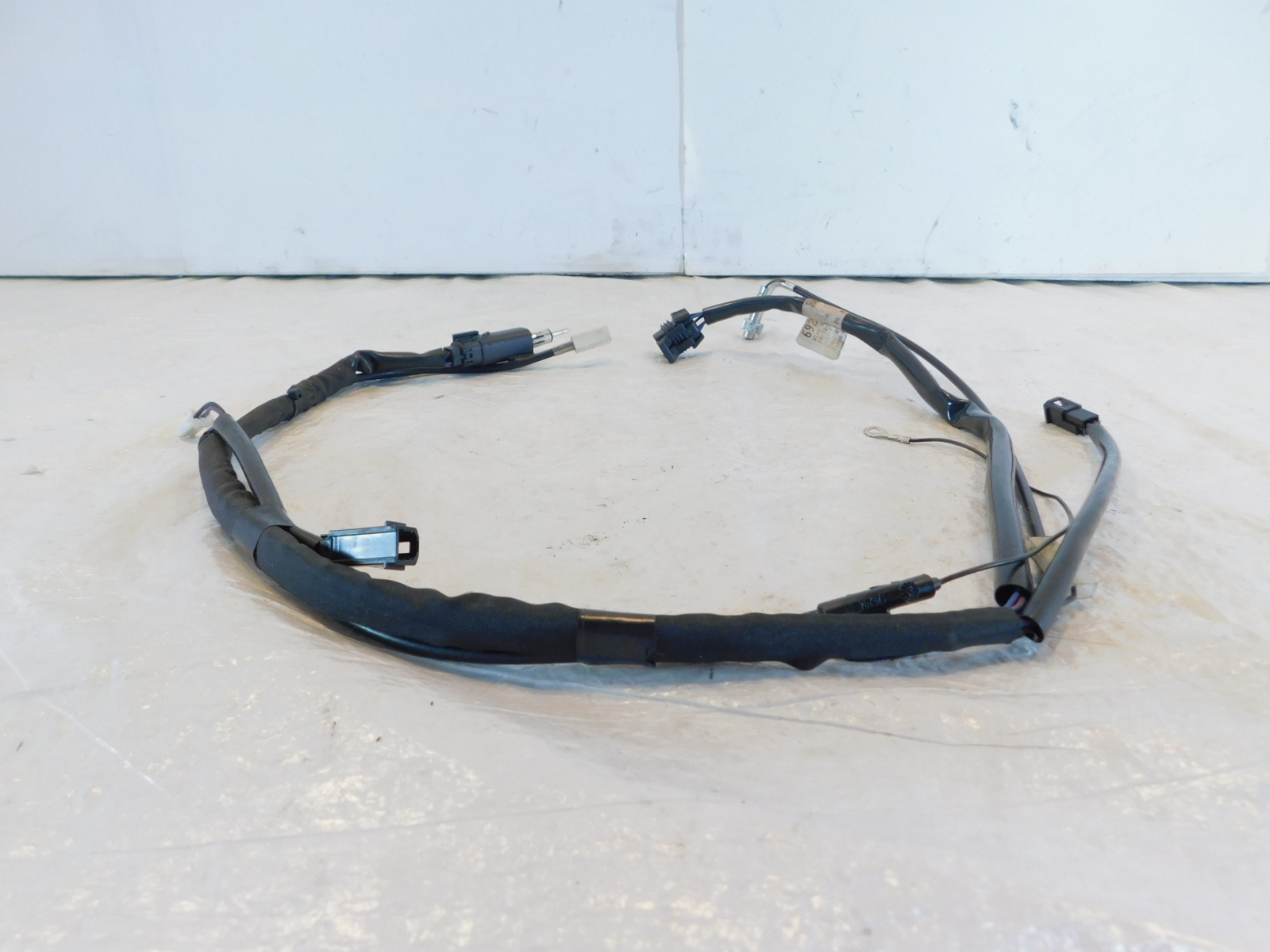 Harley Davidson Tri Road Electra Glide Tour Pak Luggage Box Wire