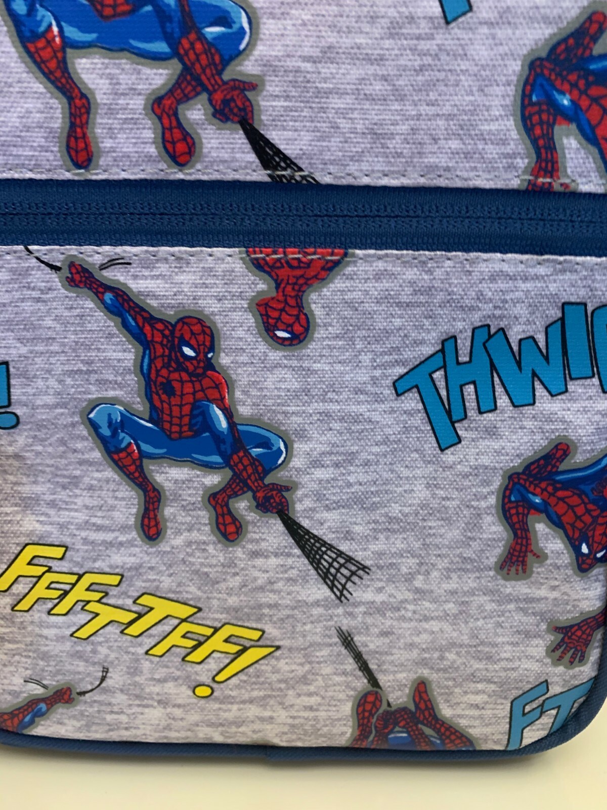 Pottery Barn School Marvel Avengers Spider-Man Super LUNCH BOX BAG+Utensil Set . product image view 4